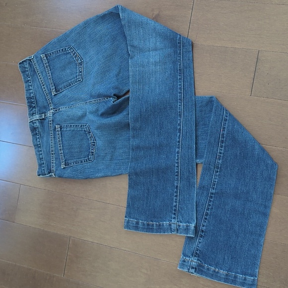 Gap Long and Lean Jeans sz 4 long Low Rise EUC. - Picture 4 of 5